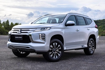 Mitsubishi Pajero Sport GT-PLUS ra mat tai Thai Lan hinh anh