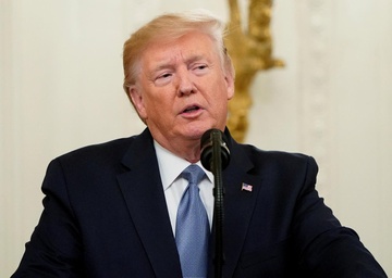 Se cong khai dieu tran luan toi TT Trump tu tuan toi hinh anh