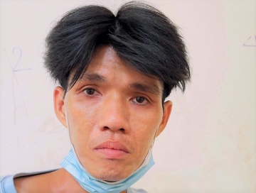 Nguoi dan ong dung dao dam canh sat o TP.HCM hinh anh