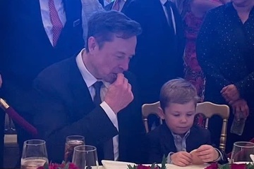 Con trai Elon Musk gay chu y tai tiec dem bau cu cua ong Trump hinh anh