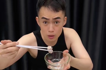 Loạt TikToker bất ngờ bị réo tên vì từng review lòng xe điếu
