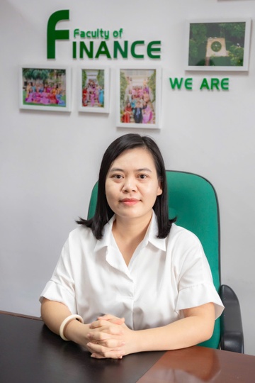 4 anh 4
