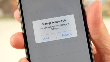 USB gia re beo, vi sao iPhone nang cap bo nho lai ton kem? hinh anh