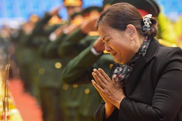 Hang nghin nguoi vieng 22 quan nhan Doan 337 hinh anh