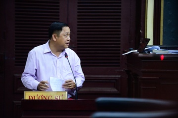 Dai dien Bo Y te du toa xu vu VN Pharma chi de nghe, khong tra loi hinh anh
