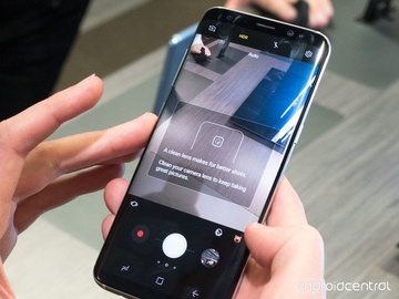 Camera Galaxy S8 tu nhac nguoi dung lam sach ong kinh hinh anh