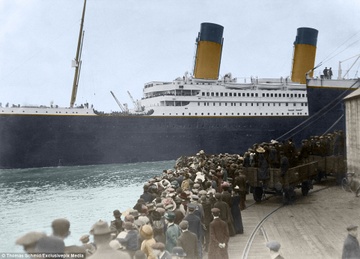 Tau Titanic ky vi va song dong qua anh chup phu mau hinh anh