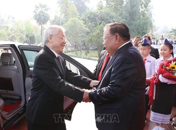 Tong bi thu, Chu tich nuoc Nguyen Phu Trong tham chinh thuc Lao hinh anh