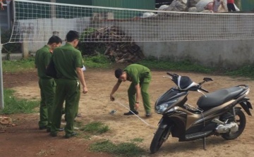 Co gai dam chet ban trai vi bi danh hinh anh