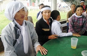 Khoi to bac si trong kip truc khien me con san phu tu vong hinh anh