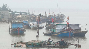 Cuu tau bi tuot day neo bat thanh, nguoi dan ong tu vong hinh anh
