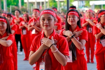 5 nam Hanh trinh Do dong gop tren 100.000 don vi mau cuu nguoi hinh anh