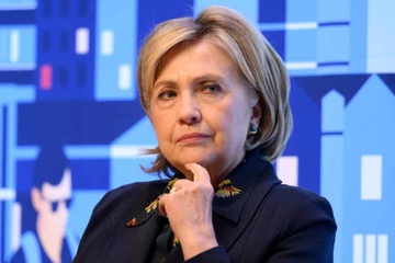 Vi sao Nga trung phat ba Hillary Clinton? hinh anh