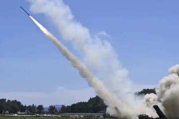 Dai Loan noi Trung Quoc ban 11 ten lua Dong Phong hinh anh