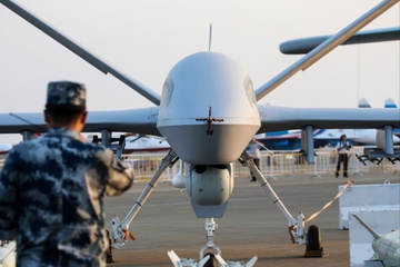 SCMP: UAV Trung Quoc xuat khau co cong nghe chong 'phan chu' hinh anh