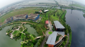 Toan canh cong vien do thi lon nhat Viet Nam hinh anh