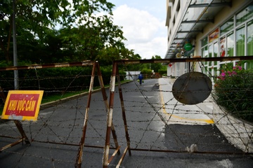 Ha Noi phong toa 3 toa nha tai quan Bac Tu Liem hinh anh