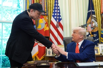 Elon Musk bất ngờ 'quay xe' làm lành với ông Trump?
