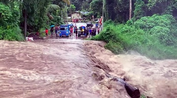 Bao Tra Mi khien nhieu nguoi tu vong khong the nhan dang o Philippines hinh anh