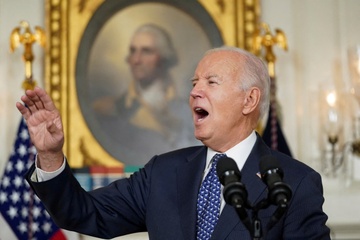 Đảng Dân chủ không hài lòng về sự tái xuất của ông Biden