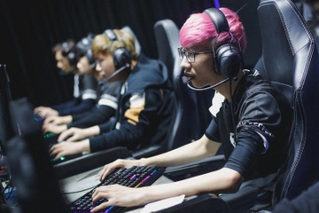 Game thu Viet choi nhieu gio moi ngay de giu phong do hinh anh