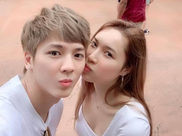 'Nam than tai xe' tung gay bao mang ket hon voi ban gai xinh dep hinh anh