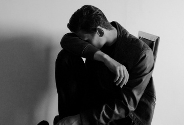 Nguoi tre My goc A muon tim toi cai chet vi ap luc phai gioi nhat hinh anh