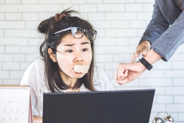Email se chet duoi thoi dai cua Gen Z? hinh anh