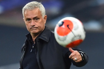 Tottenham kho tim nguoi thay the Mourinho hinh anh