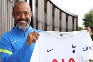 Tottenham co huan luyen vien moi hinh anh