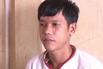 Hoc vien giau ma tuy trong dep mang vao co so cai nghien hinh anh