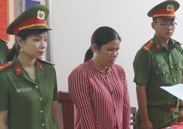 Nu chu hui chiem doat tien ty cho con du hoc anh 1