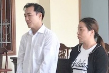 Gia tiep vien hang khong de lua tinh hinh anh