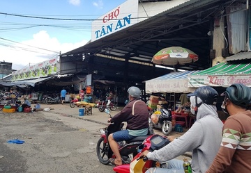 7 mau gop o cho dau moi Tan An duong tinh voi nCoV hinh anh