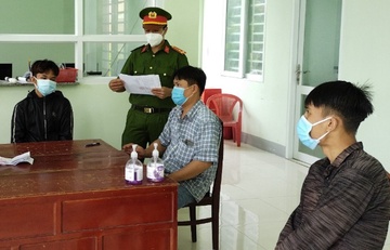 Tu tap noi chuyen, 3 thanh nien bi phat 6 trieu dong hinh anh