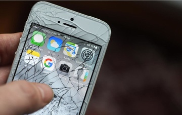 Tai sao phai mua moi iPhone khi chiec cu van dung duoc? hinh anh