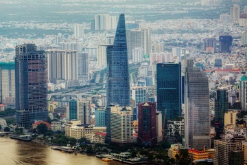 Gioi sieu giau the gioi de mat bat dong san cao cap Viet Nam hinh anh