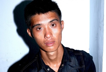 9X vao nha doa giet gia chu, cuop dien thoai hinh anh