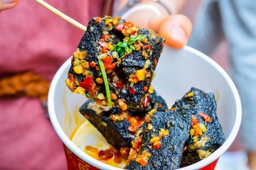 Bo tui 5 mon ngon phai thu khi den Phuong Hoang co tran hinh anh