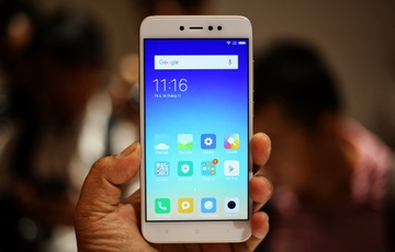 10 dien thoai gia re mua cuoi nam hinh anh