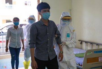 ‘Khong nen hoang mang voi so luong nguoi cach ly qua nhieu’ hinh anh