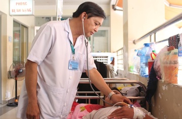 Can trong benh truyen nhiem tu muoi vao mua hinh anh
