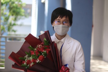 Gan 300 bac si tre o TP.HCM duoc dua ve thuc tap tai tram y te hinh anh