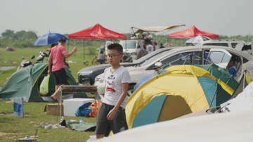 Chan cau Vinh Tuy thanh bai cam trai khong lo trong ngay nghi le hinh anh