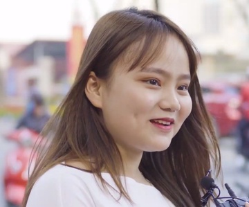 'An Tet van minh la dung hoi bao gio lay chong, luong thang bao nhieu' hinh anh