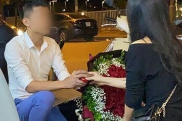 Cau hon noi dong nguoi: Dung cam hay pho truong, kem tinh te? hinh anh