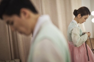 Nguoi tre Han song chung nhu vo chong nhung khong dang ky ket hon hinh anh