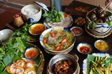 Com Que Duong Bau o TP.HCM chinh thuc xin loi hinh anh