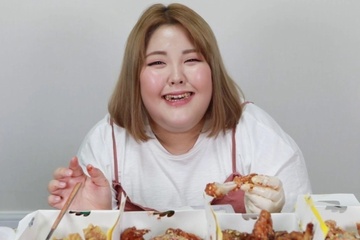 Khung hoang beo phi o Han Quoc hinh anh