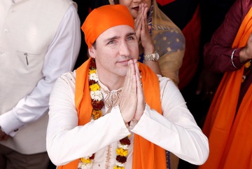 Canada 'quay lung' voi Thu tuong Trudeau vi phong cach va nu quyen? hinh anh